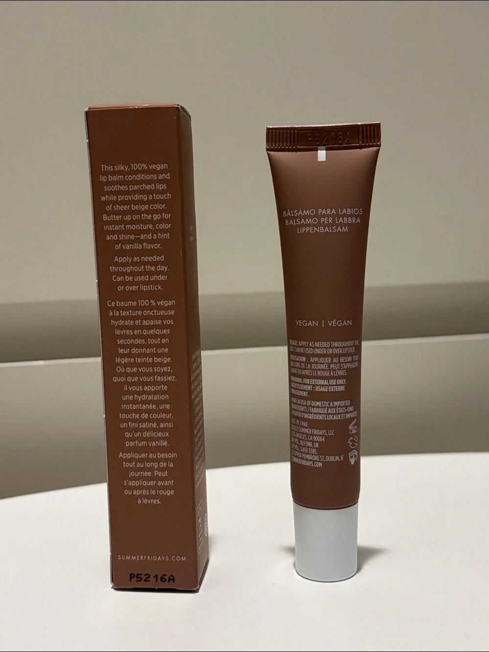 SUMMER FRIDAYS Lip Butter Balm Treatment in Vanilla Beige